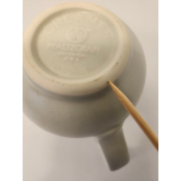 Pfaltzgraff Christmas Heirloom Creamer Sugar Bowl Set Of 2 Retired USA Holly - Picture 12 of 16